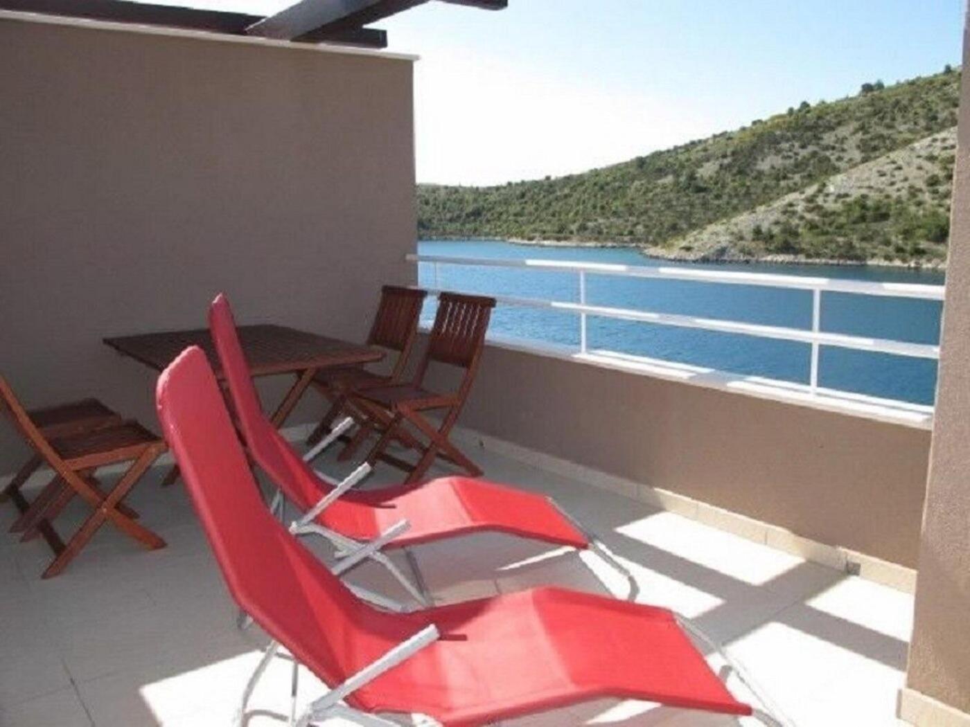 Apartments Ljubi Vinišće Exteriér fotografie